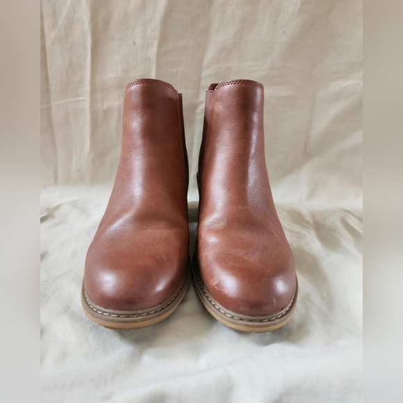 ✨️SOLD✨️Timberland Chelsea Boot - Picture 2 of 3